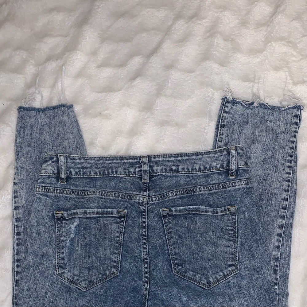 Refuge acid wash ripped mom jeans